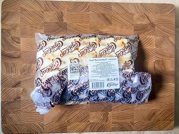 Сыр 1 кг ГОРНЫЙ СЫРОВАР (Балыковый паприка) в Батайске