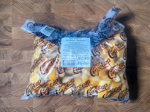 Сыр 60 гр ГОРНЫЙ СЫРОВАР (Паутинка копчёная): Сыр 1 кг ГОРНЫЙ СЫРОВАР (Бочонок копчёный с паприкой)