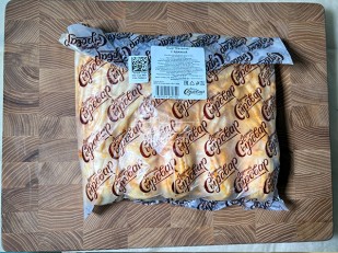 Сыр 150 гр ГОРНЫЙ СЫРОВАР (Ассорти копчёный): Сыр 1 кг ГОРНЫЙ СЫРОВАР (Метёлка аджика)